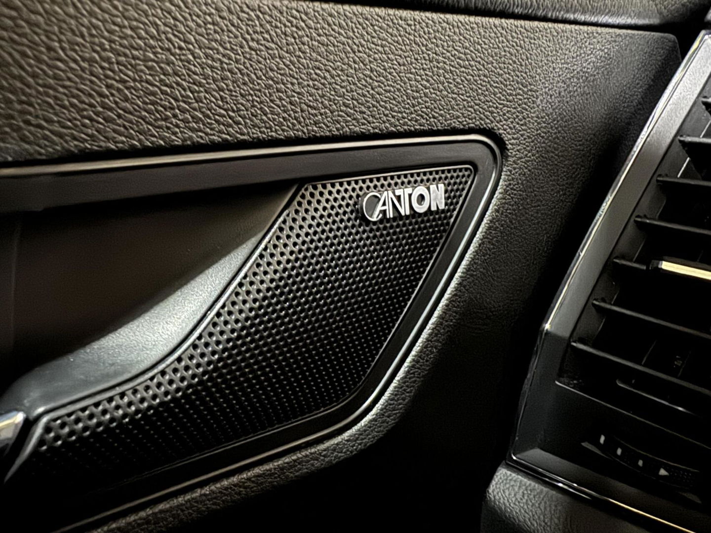 Škoda Karoq 1.5 TSI ACT Sportline Virtual Pano Canton Carplay NAP
