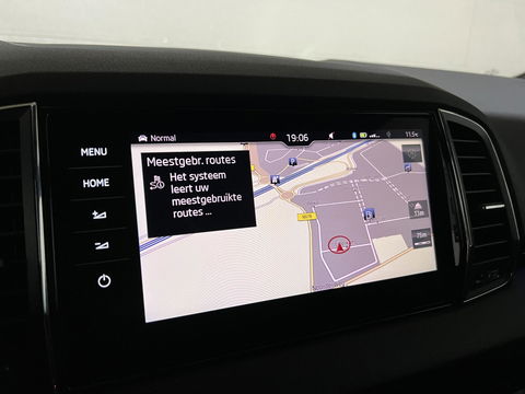 Škoda Karoq 1.5 TSI ACT Sportline Virtual Pano Canton Carplay NAP