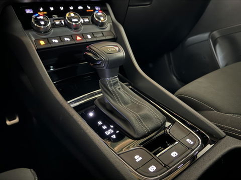 Škoda Karoq 1.5 TSI ACT Sportline Virtual Pano Canton Carplay NAP