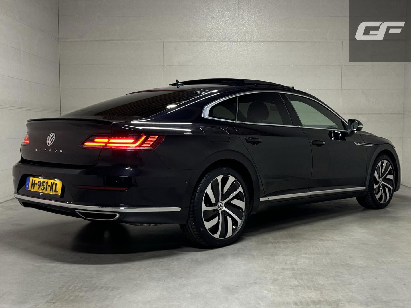 Volkswagen Arteon 1.5 TSI R-Line Pano Virtual CarPlay Trekh.
