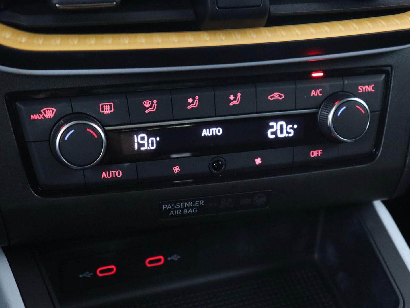 SEAT Arona 1.0 TSI Style | Automaat | Camera | Carplay | Navigatie | Climate control