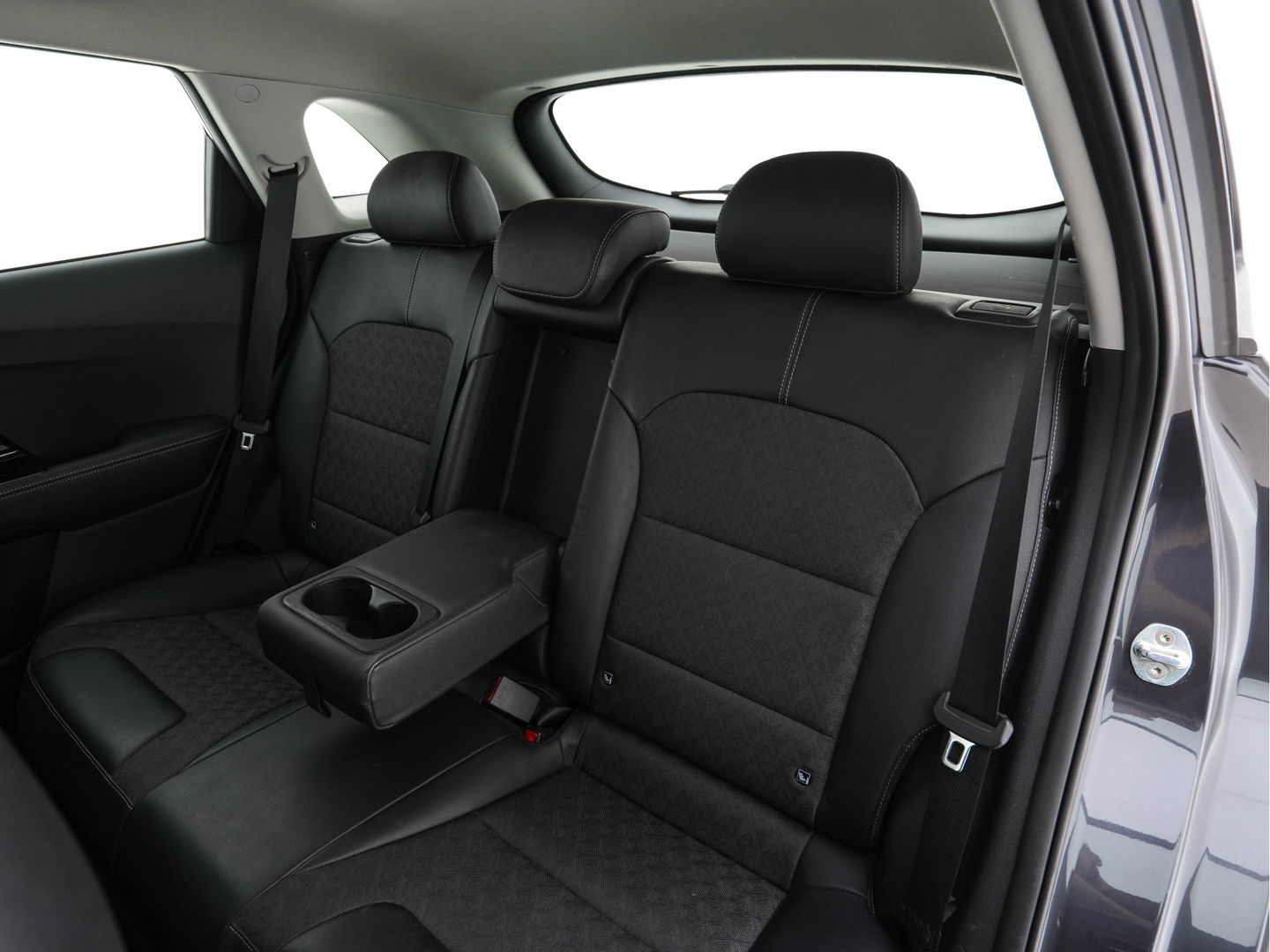 Kia Niro 1.6 GDi Hybrid DynamicLine (INCL-BTW) Aut. *ADAPTIVE-CRUISE | LEATHER-FABRIC | NAVI-FULLMAP | HEATED-COMFORTSEATS | CAMERA | DAB+ | KEYLESS | ECC | DIGI-COCKPIT | SHIFT-PADDLES | LANE-ASSIST | PDC | TOWBAR | 16''ALU*