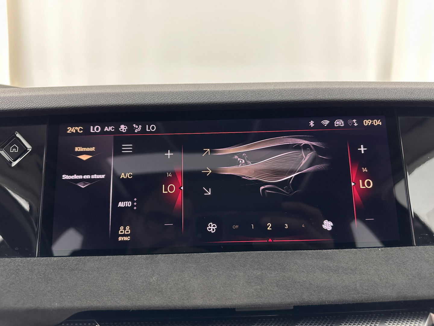 DS DS 4 1.6 PureTech Performance Line Aut. *PANO | LEATHER-MICROFIBRE | FULL-LED | HEATED-SPORTSEATS | DIGI-COCKPIT | KEYLESS | CAMERA | LANE-ASSIST | CARPLAY | ECC | PDC | 19''ALU | TOWBAR*
