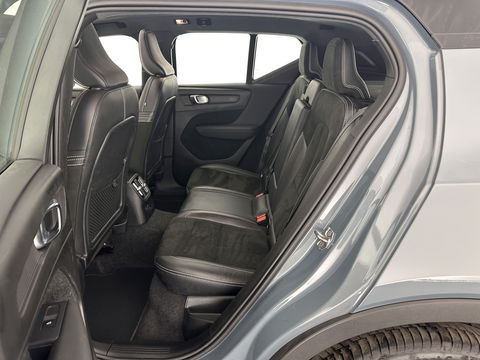Volvo XC40 1.5 T5 Recharge R-Design (INCL-BTW) Aut. *PANO | DIGI-COCKPIT | FULL-LED | BLIND-SPOT | LANE-ASSIST | PREMIUM-AUDIO | KEYLESS | CARPLAY | NAVI-FULLMAP | LEATHER-ALCANTARA | ECC | PDC | HEATED-SPORTSEATS | TOWBAR | 19