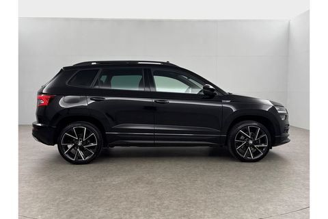 Škoda Karoq 1.5 TSI ACT 150PK Sportline DSG Pano Sfeer Trekhaak LED Virtual Camera Carplay Clima Cruise Navi PDC 19"LMV