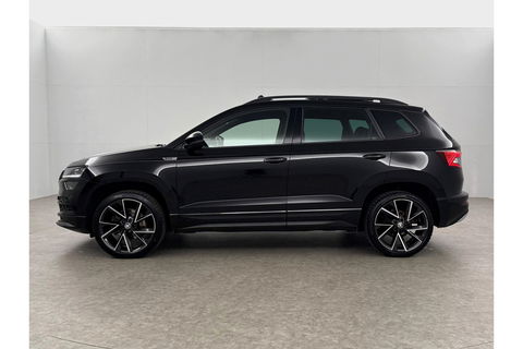 Škoda Karoq 1.5 TSI ACT 150PK Sportline DSG Pano Sfeer Trekhaak LED Virtual Camera Carplay Clima Cruise Navi PDC 19"LMV