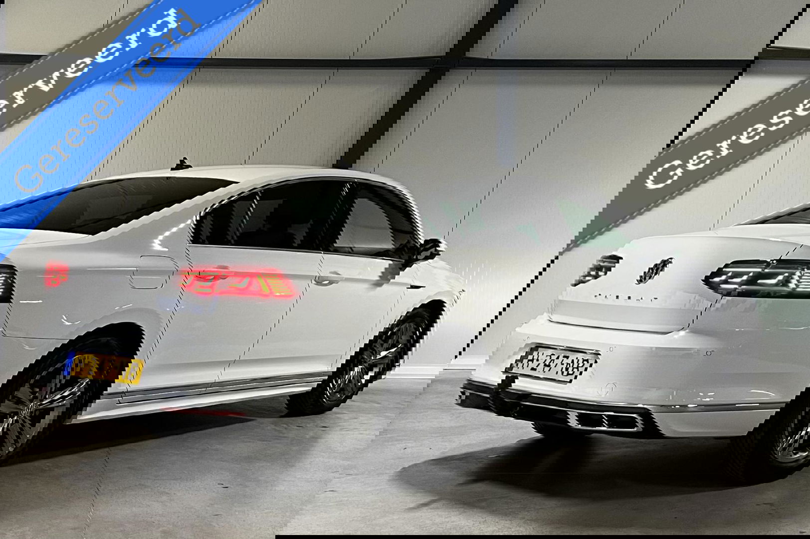 Volkswagen Passat 1.5 TSI 150PK R-line Virtual Trekhaak NAP