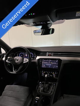 Volkswagen Passat 1.5 TSI 150PK R-line Virtual Trekhaak NAP