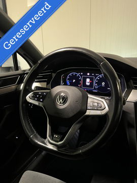 Volkswagen Passat 1.5 TSI 150PK R-line Virtual Trekhaak NAP