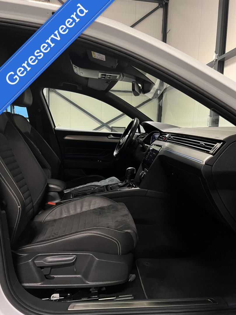 Volkswagen Passat 1.5 TSI 150PK R-line Virtual Trekhaak NAP