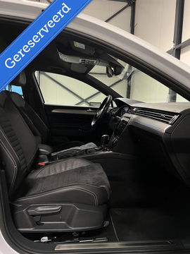 Volkswagen Passat 1.5 TSI 150PK R-line Virtual Trekhaak NAP