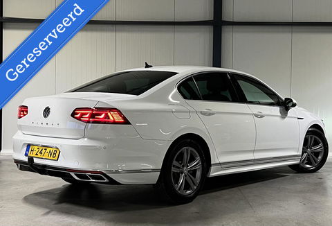 Volkswagen Passat 1.5 TSI 150PK R-line Virtual Trekhaak NAP