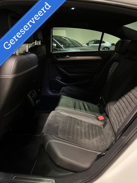 Volkswagen Passat 1.5 TSI 150PK R-line Virtual Trekhaak NAP