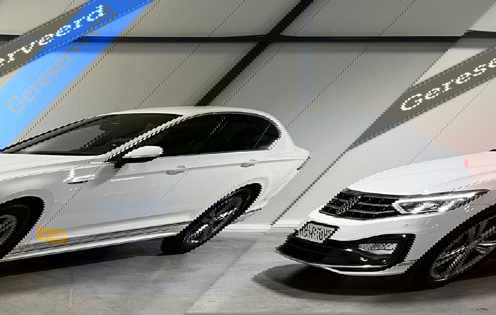 Volkswagen Passat 1.5 TSI 150PK R-line Virtual Trekhaak NAP