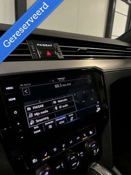 Volkswagen Passat 1.5 TSI 150PK R-line Virtual Trekhaak NAP