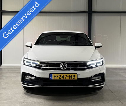 Volkswagen Passat 1.5 TSI 150PK R-line Virtual Trekhaak NAP