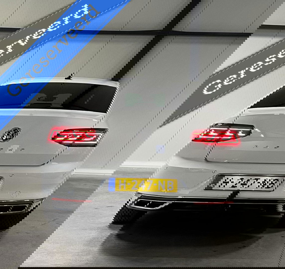 Volkswagen Passat 1.5 TSI 150PK R-line Virtual Trekhaak NAP