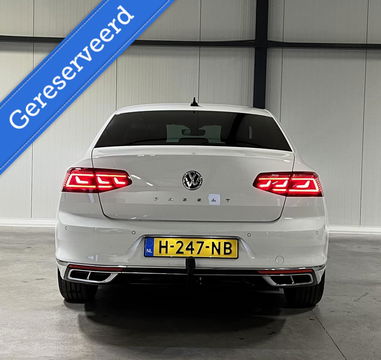 Volkswagen Passat 1.5 TSI 150PK R-line Virtual Trekhaak NAP