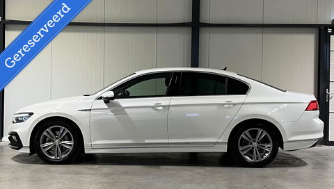 Volkswagen Passat 1.5 TSI 150PK R-line Virtual Trekhaak NAP
