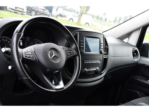 Mercedes-Benz Vito 116 CDI L3 Black Edition Camera, Cruise, Carplay, 164pk, LED, Automaat, Stoelverwarming, Trekhaak, Multimedia, Uniek!