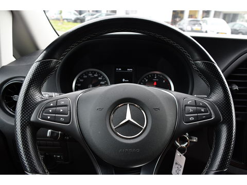 Mercedes-Benz Vito 116 CDI L3 Black Edition Camera, Cruise, Carplay, 164pk, LED, Automaat, Stoelverwarming, Trekhaak, Multimedia, Uniek!