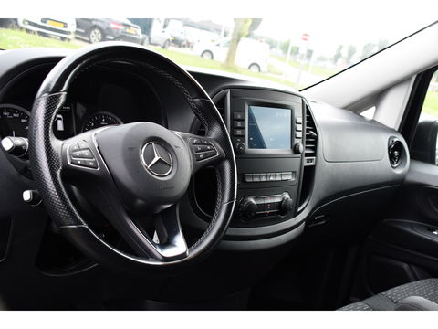 Mercedes-Benz Vito 116 CDI L3 Black Edition Camera, Cruise, Carplay, 164pk, LED, Automaat, Stoelverwarming, Trekhaak, Multimedia, Uniek!