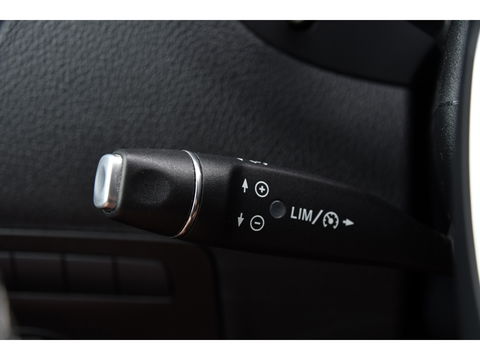 Mercedes-Benz Vito 116 CDI L3 Black Edition Camera, Cruise, Carplay, 164pk, LED, Automaat, Stoelverwarming, Trekhaak, Multimedia, Uniek!