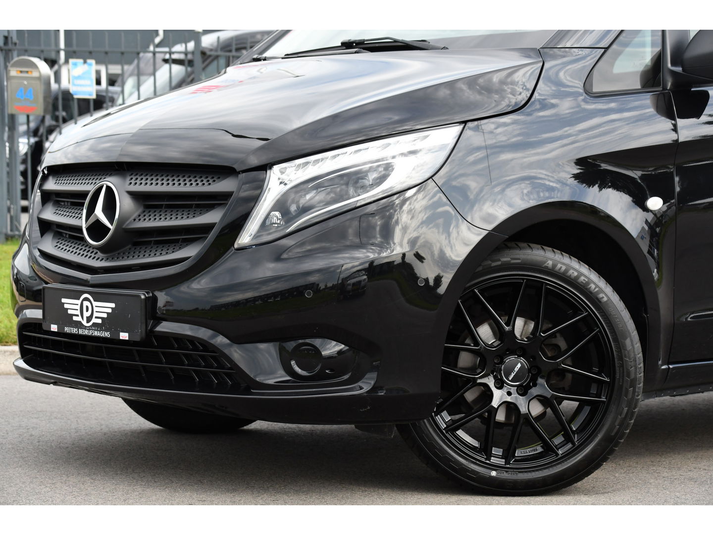 Mercedes-Benz Vito 116 CDI L3 Black Edition Camera, Cruise, Carplay, 164pk, LED, Automaat, Stoelverwarming, Trekhaak, Multimedia, Uniek!