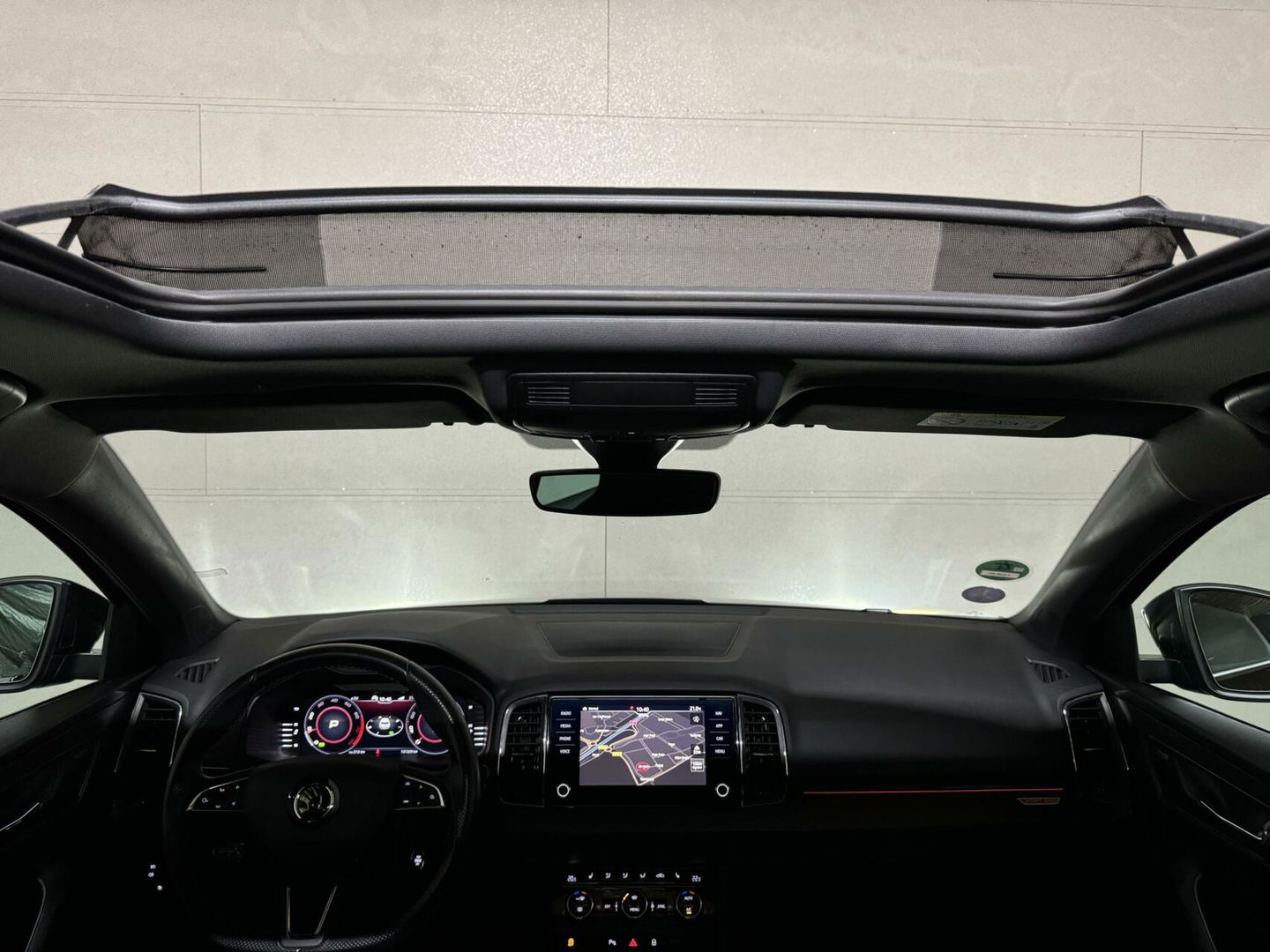 Škoda Karoq 1.5 TSI ACT Sportline Virtual Pano Canton Carplay NAP