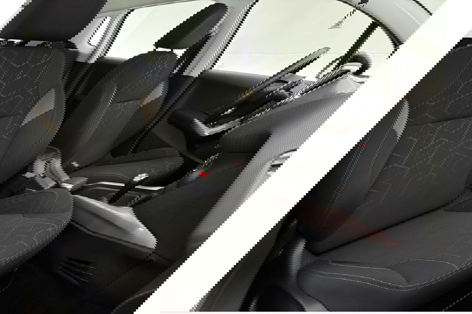 Peugeot 2008 1.2 PureTech Pano Airco Trekhaak LED Navi PDC 16"LMV
