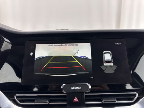 Kia e-Niro DynamicLine 64 kWh [ 3-Fase ] (INCL.BTW)  Aut. *LEATHER-MICROFIBRE | NAVI-FULLMAP | AMBIENT-LIGHT | DAB+ | ADAPTIVE-CRUISE | CAMERA | COMFORT-SEATS | KEYLESS | DIGI-COCKPIT | SHIFT-PADDLES | HEATED-SEATS | CARPLAY | LANE-
