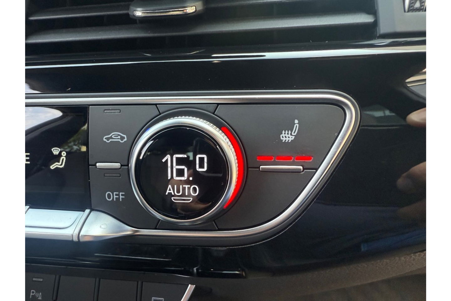 Audi A4 40 TFSI 204PK QUATTRO S-line NIGHT ED NAVI LMV PDC WINTERPACK