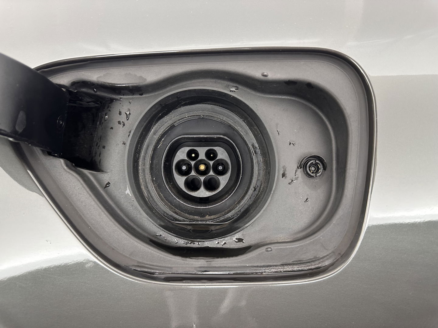 Volvo V60 2.0 T6 Plug-in hybrid AWD Plus Bright (INCL.BTW) *PANO | LUXURY-LEATHER | FULL-LED | DIGI-COCKPIT | NAVI-FULLMAP | HEATED-SPORTSEATS | KEYLESS | ECC | PDC | CRUISE | 18''ALU*