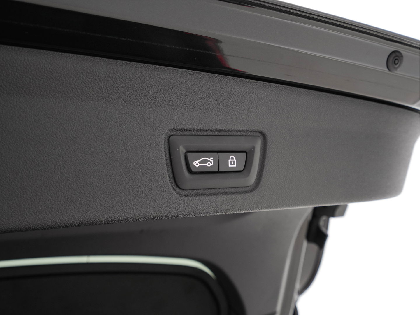 BMW i4 M50 High Executive 84 kWh M-Sportpack [ 3-Fase ] (INCL.BTW) Aut. *HEAD-UP | LUXURY-LEATHER | LASER-LIGHT | ADAPTIVE-CRUISE | HARMAN/KARDON | TOP-VIEW | SPORTSEATS | BLIND-SPOT | WIDE-SCREEN | KEYLESS | DAB+ | NAVI-FULLMAP | 19''ALU | TOWBAR