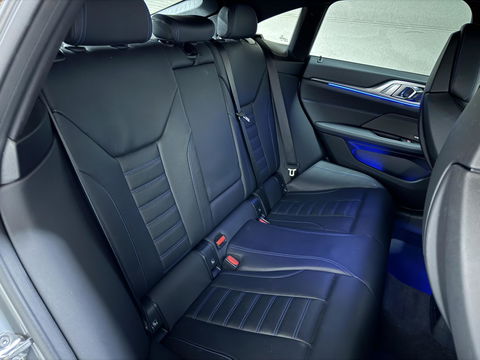 BMW 4 Serie Gran Coupé 420i M-Sport Pano H/K Memory Sfeer Leer NAP