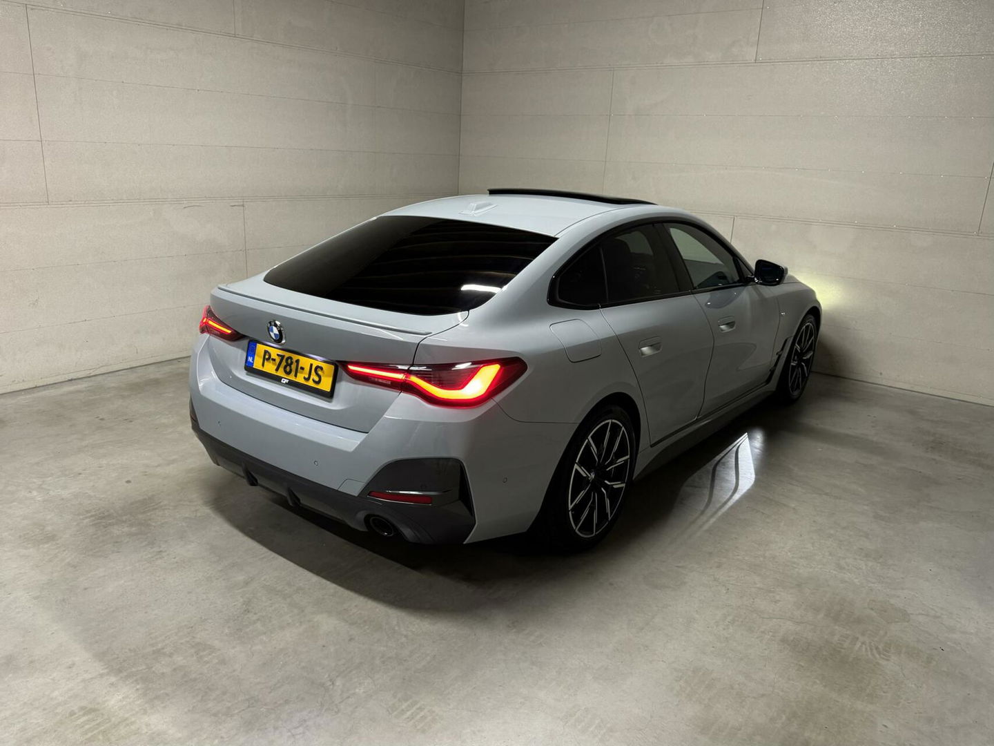 BMW 4 Serie Gran Coupé 420i M-Sport Pano H/K Memory Sfeer Leer NAP