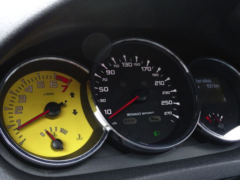 Renault Mégane Coupe 2.0 RS Turbo 251PK / Recaro / LED *NAP*