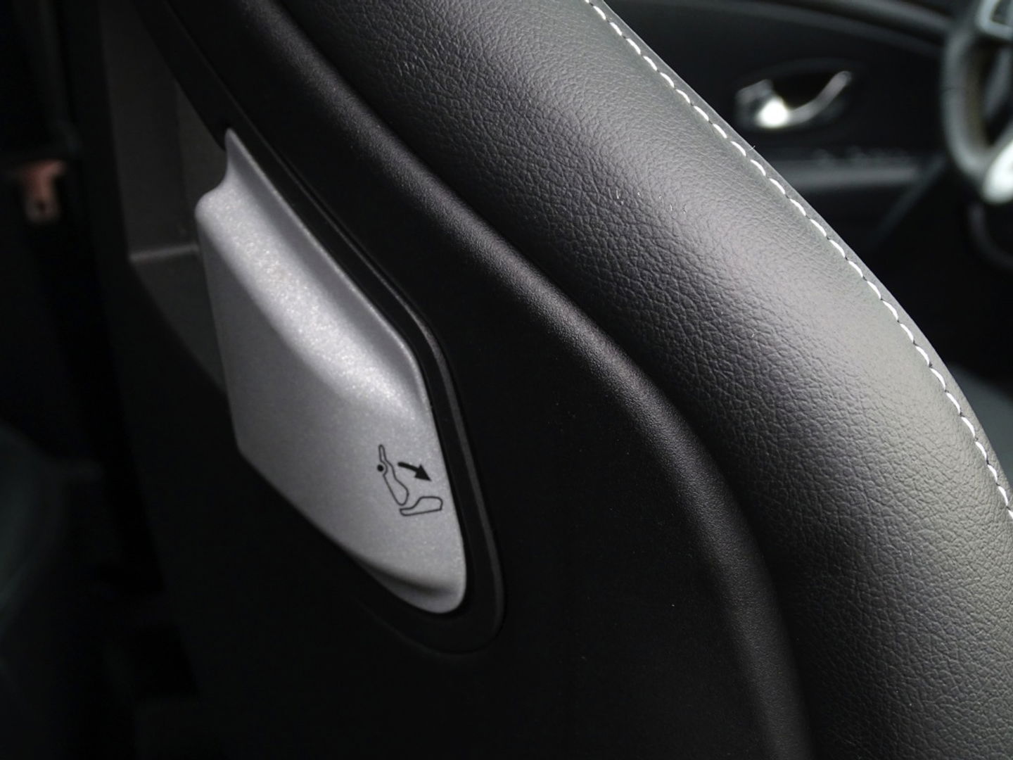 Renault Mégane Coupe 2.0 RS Turbo 251PK / Recaro / LED *NAP*