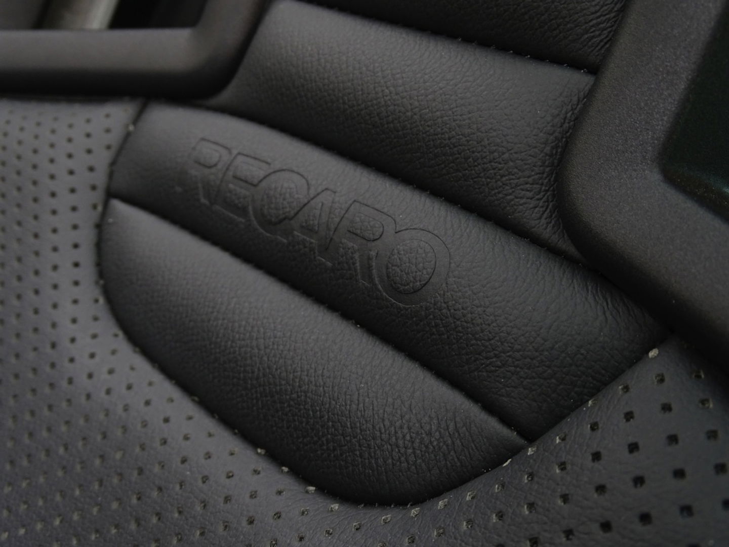 Renault Mégane Coupe 2.0 RS Turbo 251PK / Recaro / LED *NAP*
