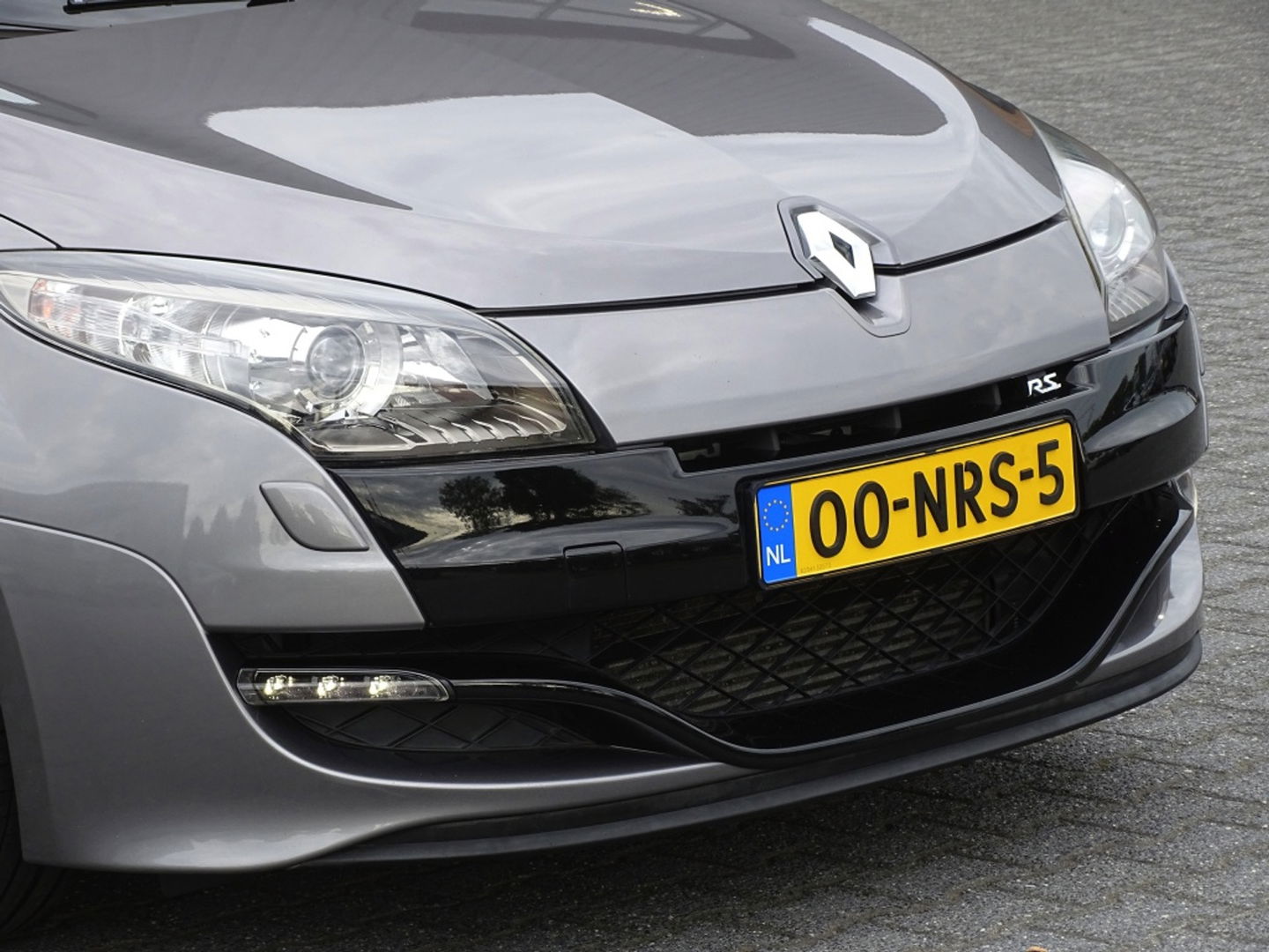 Renault Mégane Coupe 2.0 RS Turbo 251PK / Recaro / LED *NAP*