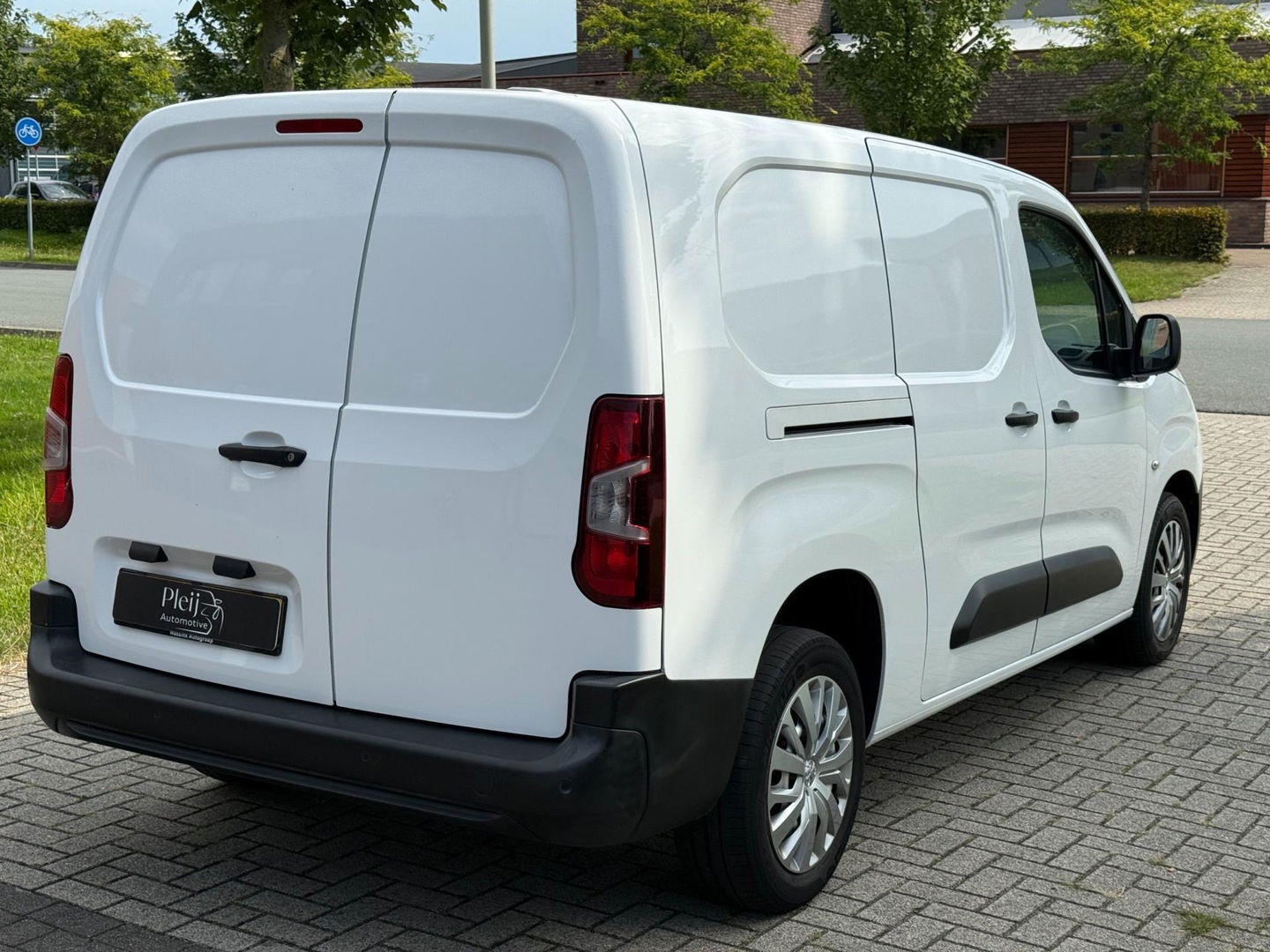 Peugeot Partner 1.5 BlueHDI Premium Long