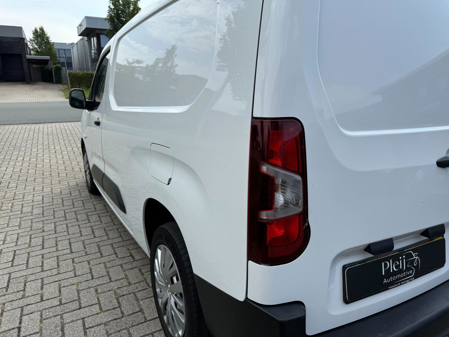 Peugeot Partner 1.5 BlueHDI Premium Long