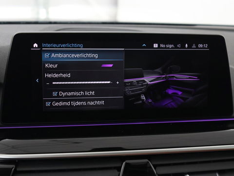 BMW 5 Serie 530e Executive | Panoramadak | Leder | Stoelverwarming | Adaptief LED | Carplay | Sfeerverlichting | Keyless | Camera | Achterbankverwarming | Navigatie