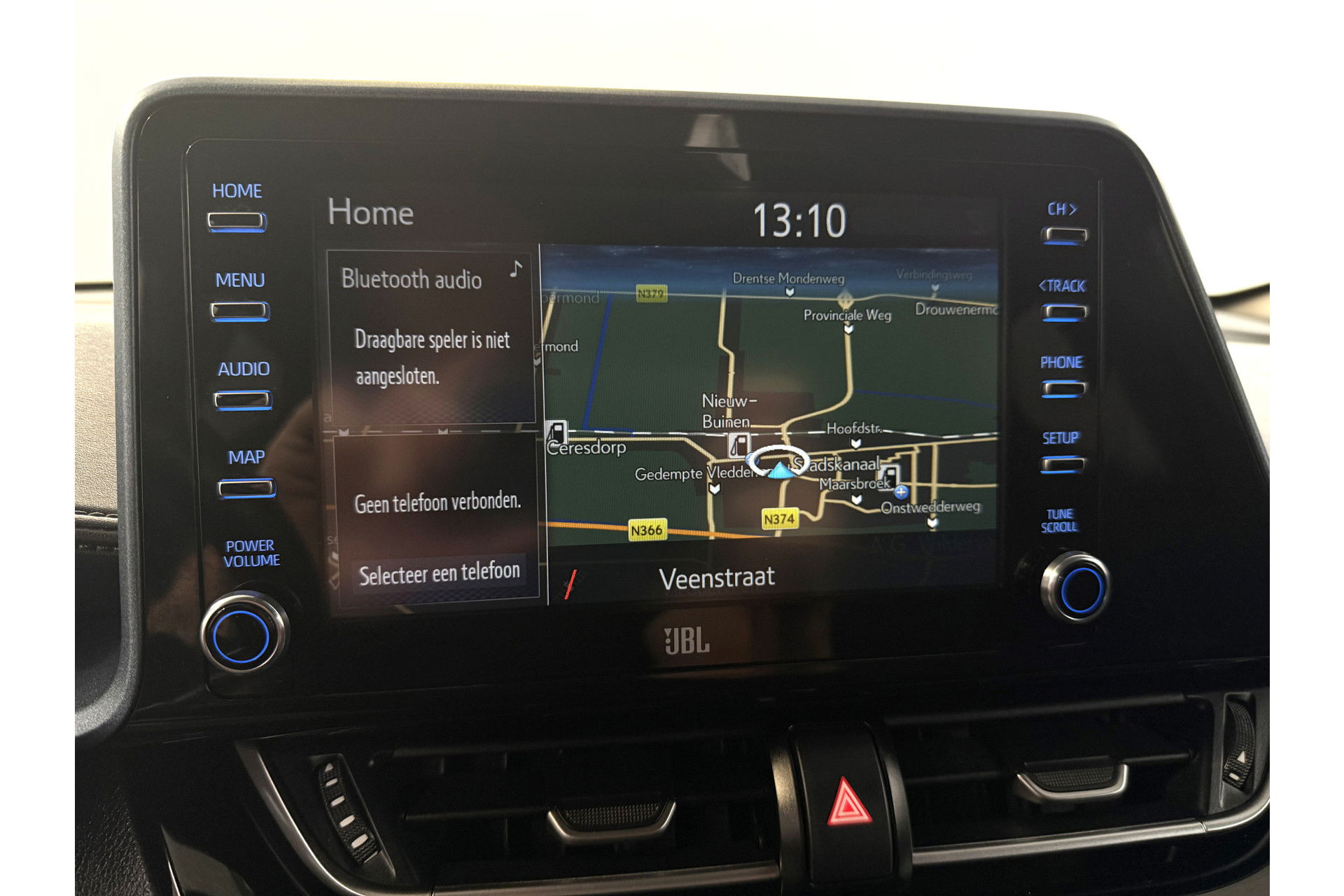Toyota C-HR 2.0 Hybrid Business Plus | Camera | LED | Trekhaak | JBL Audio | Carplay | Cruisecontrol | Parkeersensoren | 18"LMV