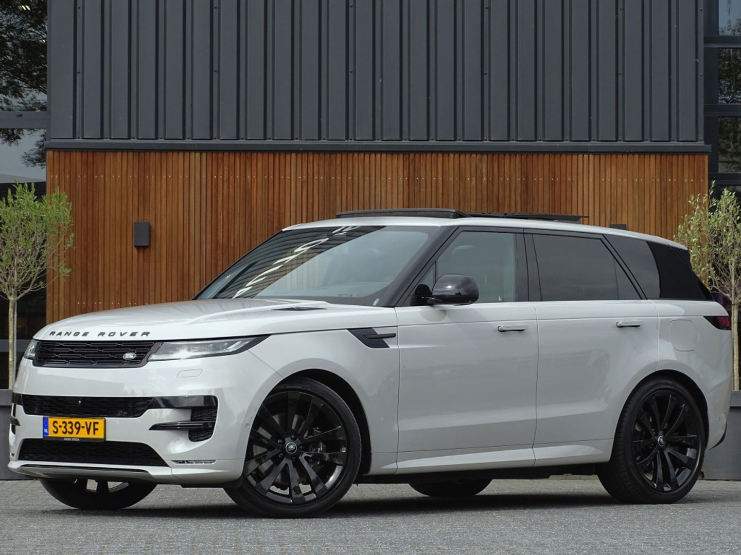 Land Rover Range Rover Sport P440e 440PK R-Dynamic HSE / Meridian / LED *NAP*