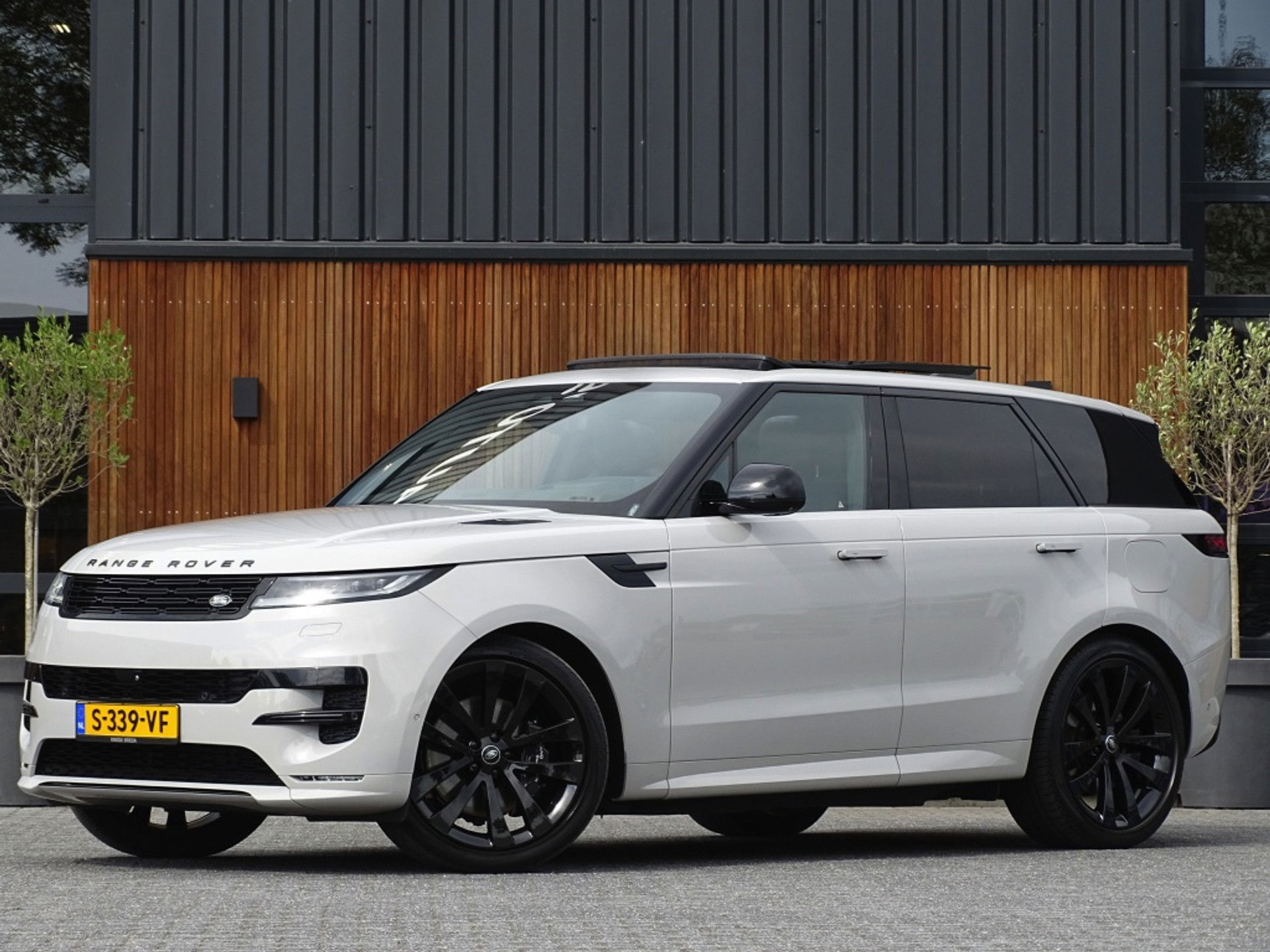Land Rover Range Rover Sport P440e 440PK R-Dynamic HSE / Meridian / LED *NAP*