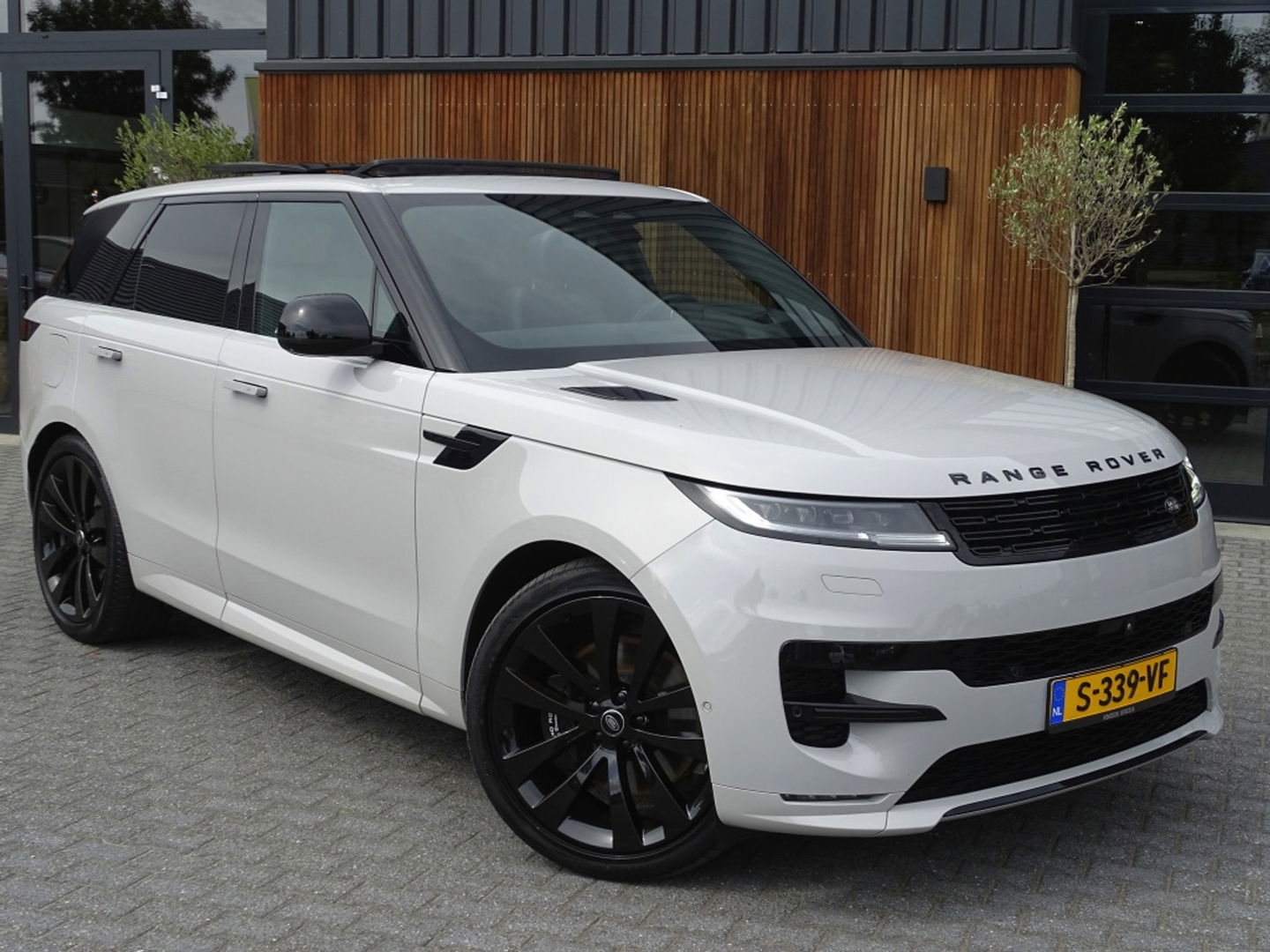 Land Rover Range Rover Sport P440e 440PK R-Dynamic HSE / Meridian / LED *NAP*
