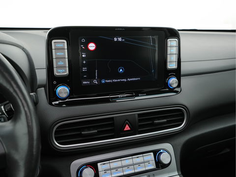 Hyundai KONA EV Premium 64 kWh (INCL-BTW) *PANO | FULL-LEATHER | KRELL-AUDIO | HEAD-UP | FULL-LED | NAVI-FULLMAP | DAB | ADAPT.CRUISE | KEYLESS | CAMERA | BLIND-SPOT | LANE-ASSIST | DIGI-COCKPIT | COMFORT-SEATS | 17''ALU*