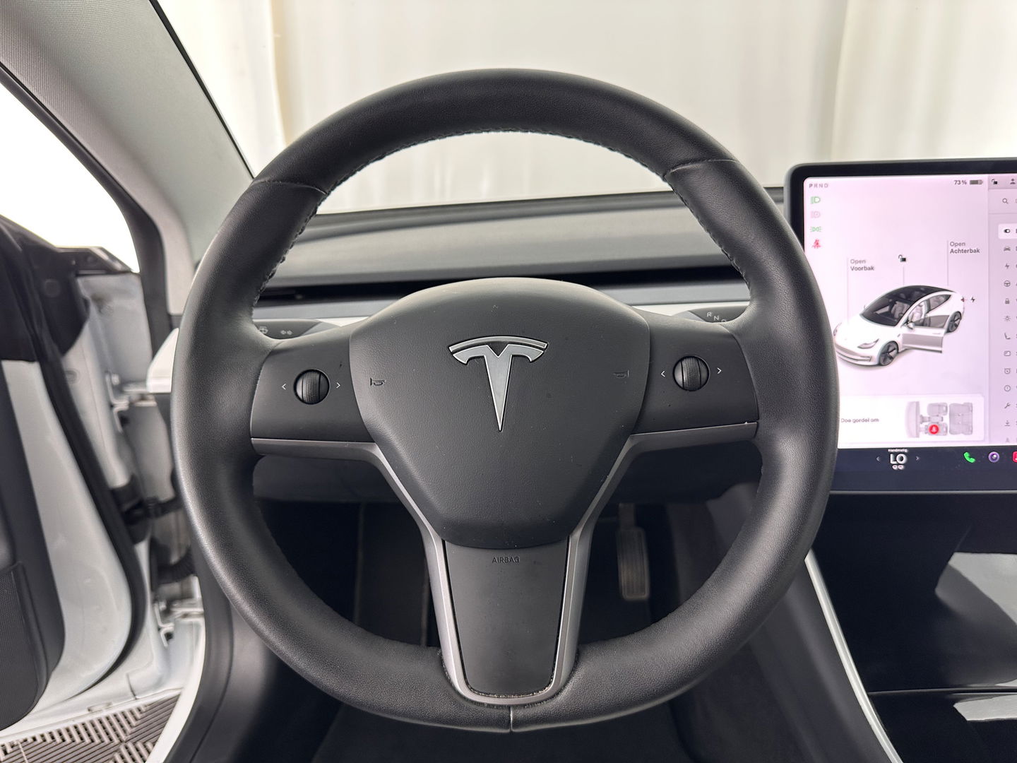 Tesla Model 3 Long Range AWD 75 kWh [ 3-Fase ] (INCL-BTW) Aut. *PANO | AUTO-PILOT | LUXURY-LEATHER | TOWBAR | KEYLESS | FULL-LED | MEMORY-PACK | SURROUND-VIEW | DAB | CARPLAY | DIGI-COCKPIT | LANE-ASSIST | COMFORT-SEATS | 18"ALU*
