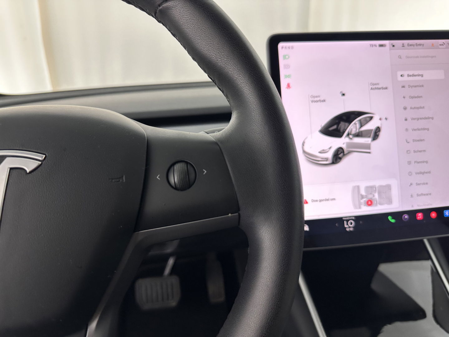 Tesla Model 3 Long Range AWD 75 kWh [ 3-Fase ] (INCL-BTW) Aut. *PANO | AUTO-PILOT | LUXURY-LEATHER | TOWBAR | KEYLESS | FULL-LED | MEMORY-PACK | SURROUND-VIEW | DAB | CARPLAY | DIGI-COCKPIT | LANE-ASSIST | COMFORT-SEATS | 18"ALU*